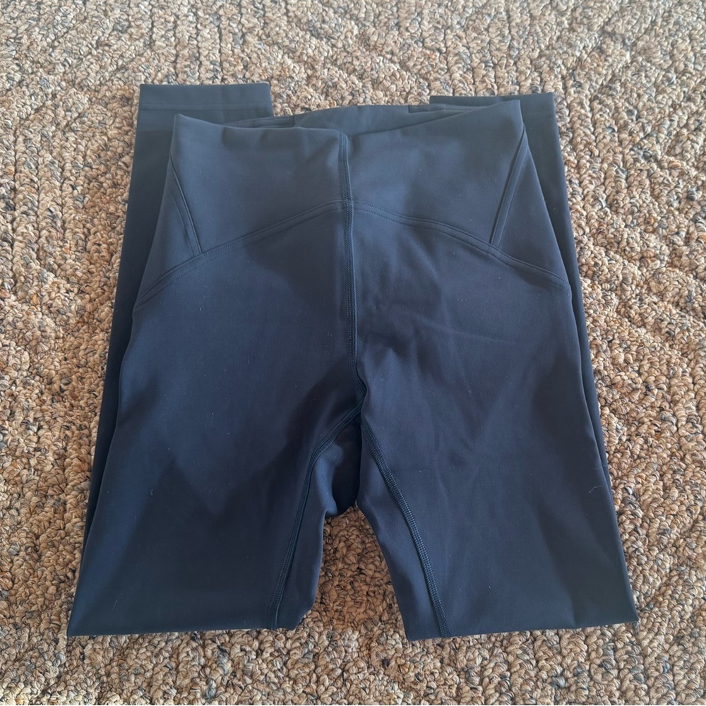 LuluLemon InStill High-Rise Tight 25” True Navy Size 4 NWOT